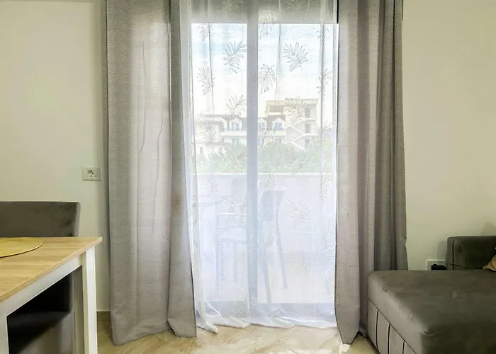 Sea Charm Retreat C16 Apartment *