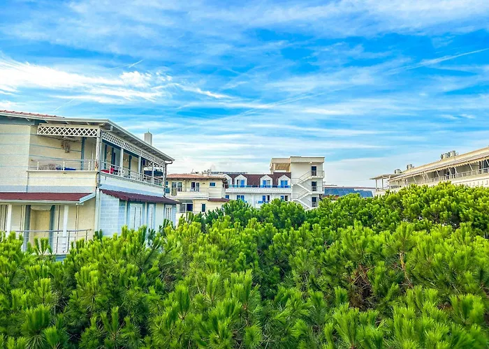 Sea Charm Retreat C16 *