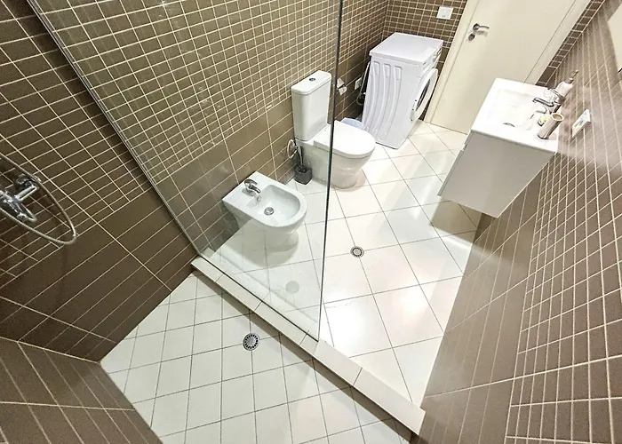 Sea Charm Retreat C16 Golem (Tirana)